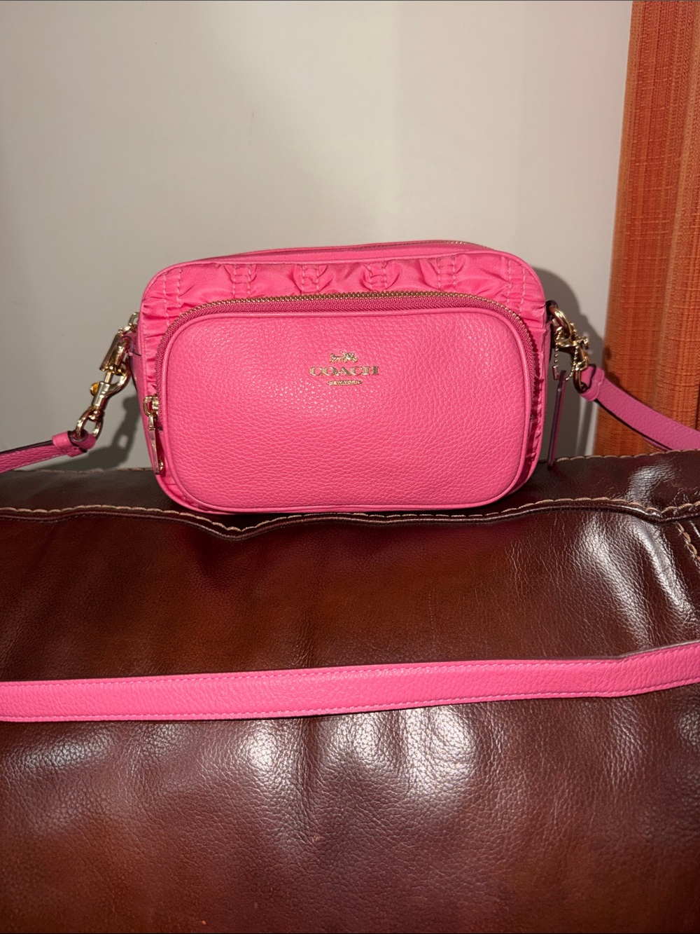 ‼️Coach Court Pink Nylon Leather Crossbody Bag With Ruching